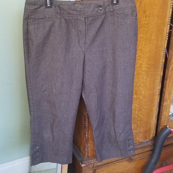 dressbarn Pants & Jumpsuits Dressbarn Brown Capris Size 2 Poshmark